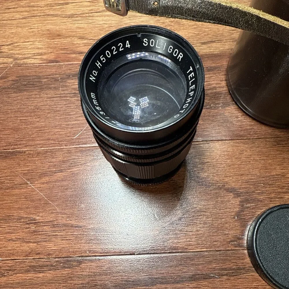 Soligor f=l 35mm, l:3.5 Telephoto Lens Vintage No. H55097 W/ Vtg Nippon Case